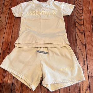 Essentials (fear of god) shorts worn once